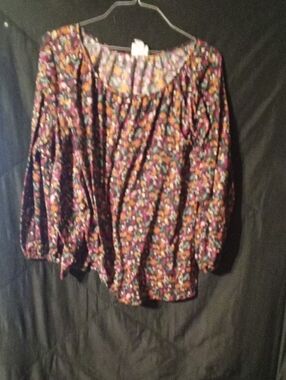Ava & Viv Purple Multi-Color Floral Peasant Top